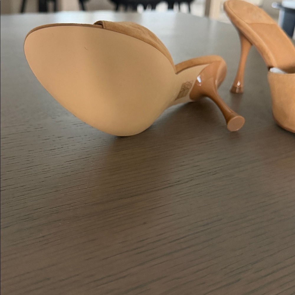 Jeffrey Campbell - Picture 3 of 4